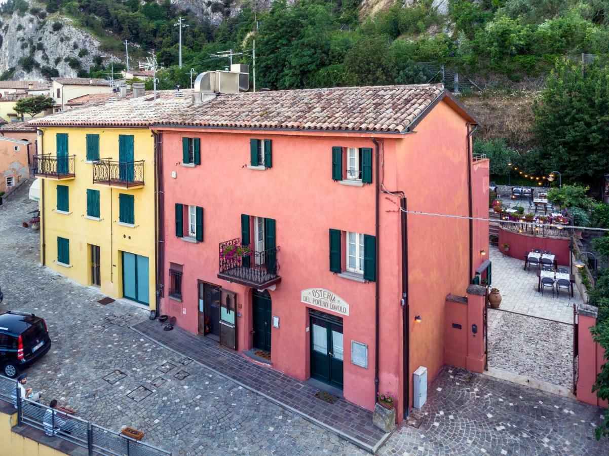 La Locanda Del Povero Diavolo Torriana Εξωτερικό φωτογραφία